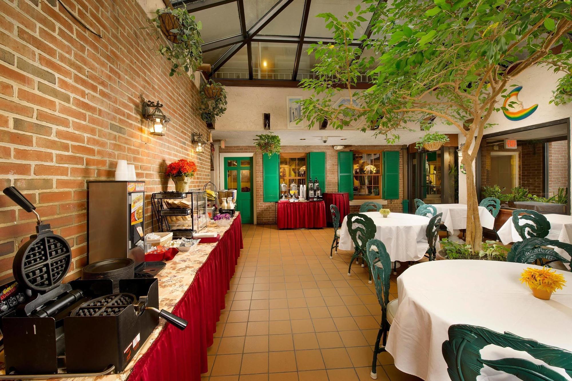 American Inn Of Bethesda Ngoại thất bức ảnh